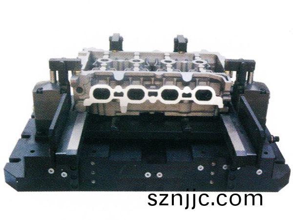 缸(gang)蓋加(jia)工(gong)液(ye)壓(ya)裌具